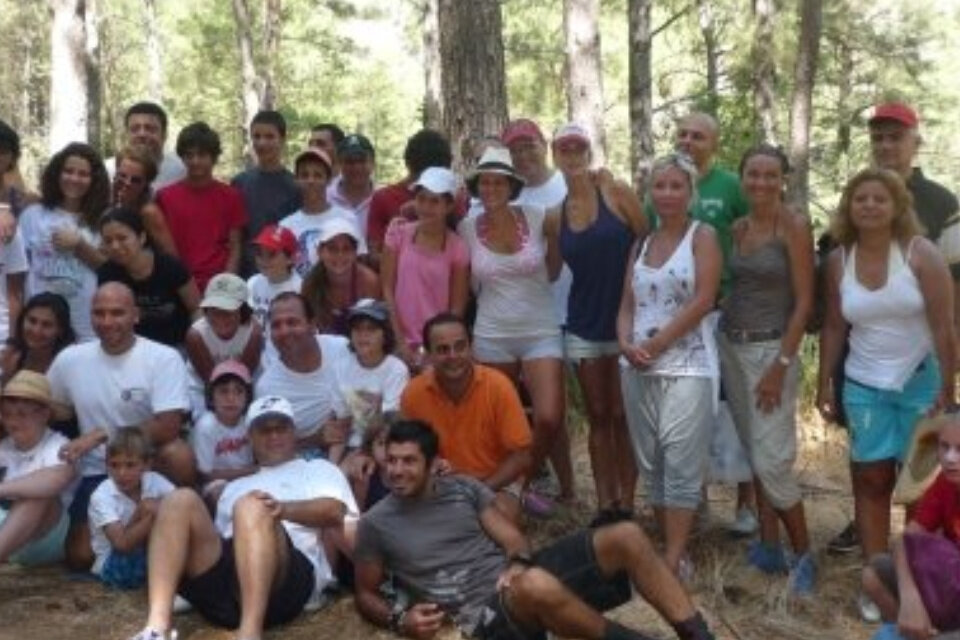 BDrBnIPCAAAoKKx.jpg-large